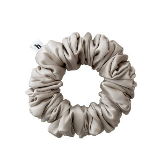 HELLA HAIR SILKY SAND SCRUNCHIE – PETITE