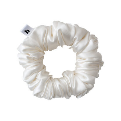 HELLA HAIR SILKY PEARL SCRUNCHIE – PETITE